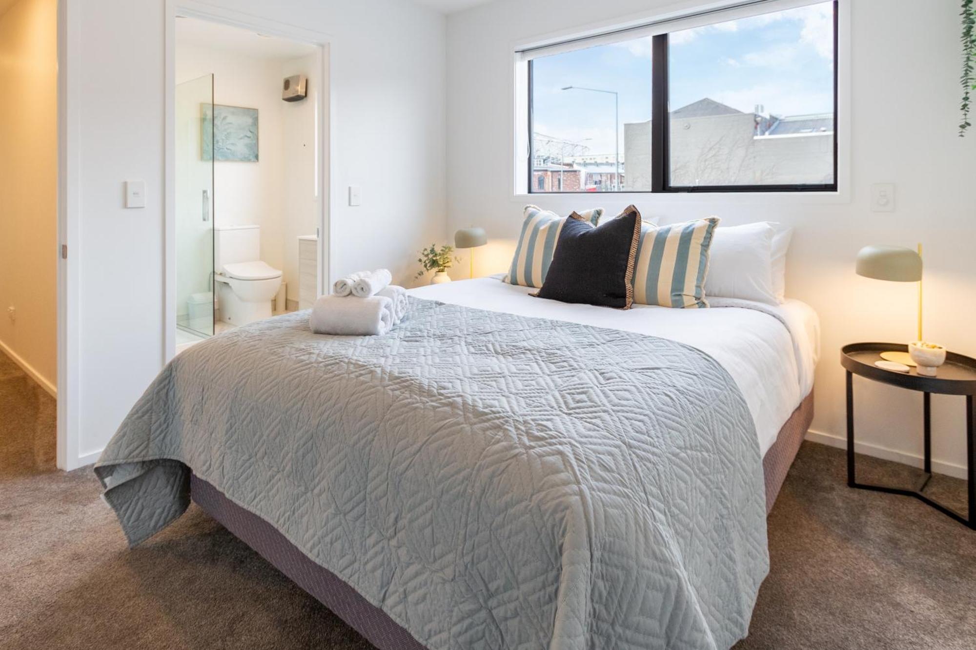Stylish Central City Townhouse Next To Little High Κράισττσερτς Εξωτερικό φωτογραφία
