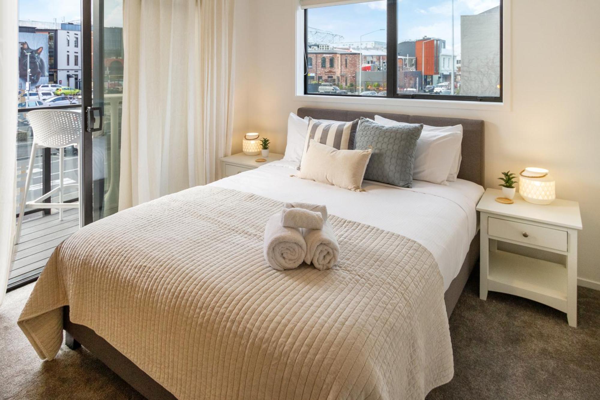 Stylish Central City Townhouse Next To Little High Κράισττσερτς Εξωτερικό φωτογραφία